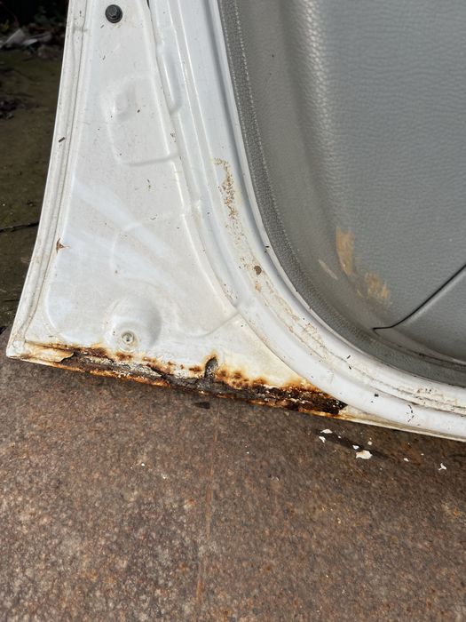 Usa dacia logan faza 1