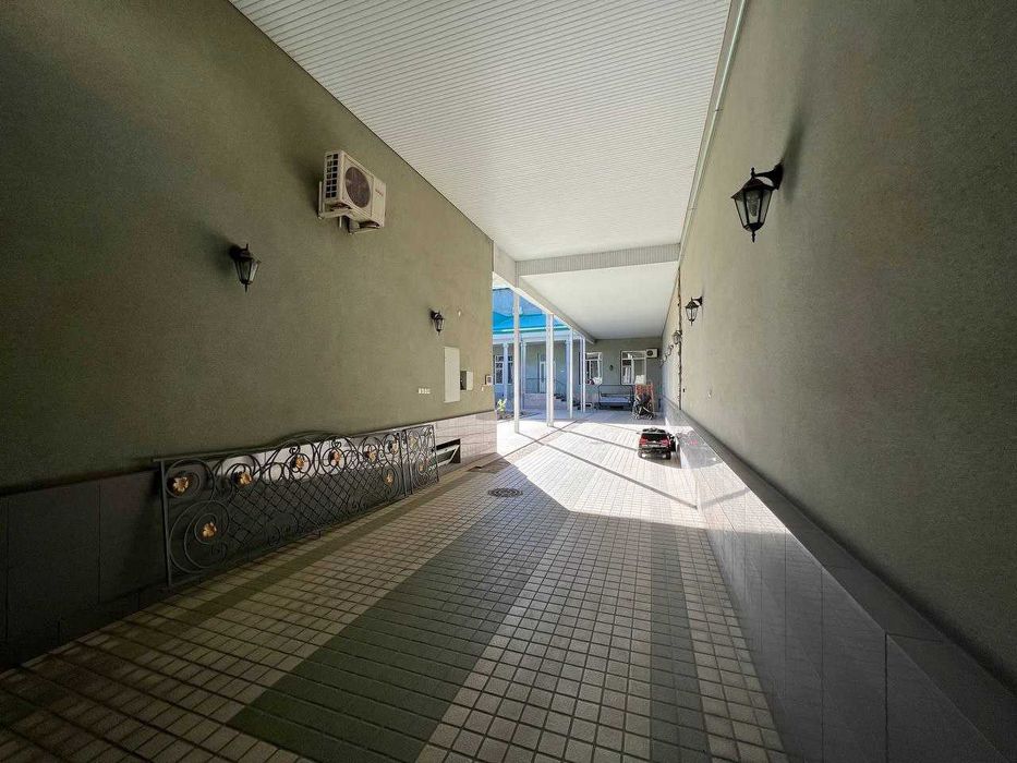 Fayizli Uy sotiladi.Farovon.City Med