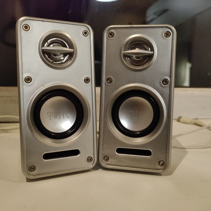 Колонки в хорошем состоянии