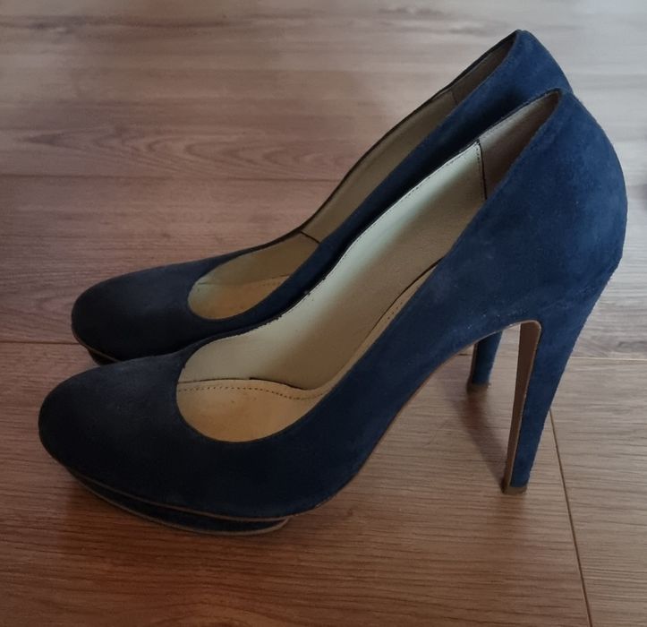 Маркови дамски обувки естествена кожа на символични цени