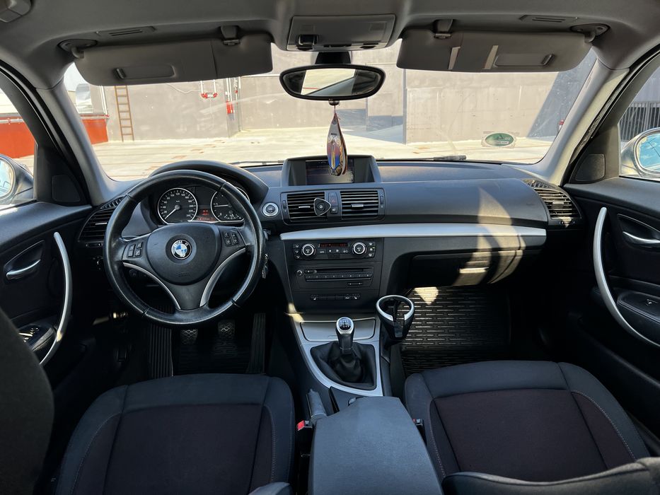 BMW 118d Facelift - Navigatie/Bi-Xenon/Euro 5