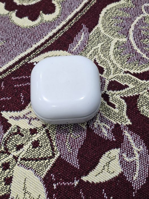Samsung Galaxy buds 2