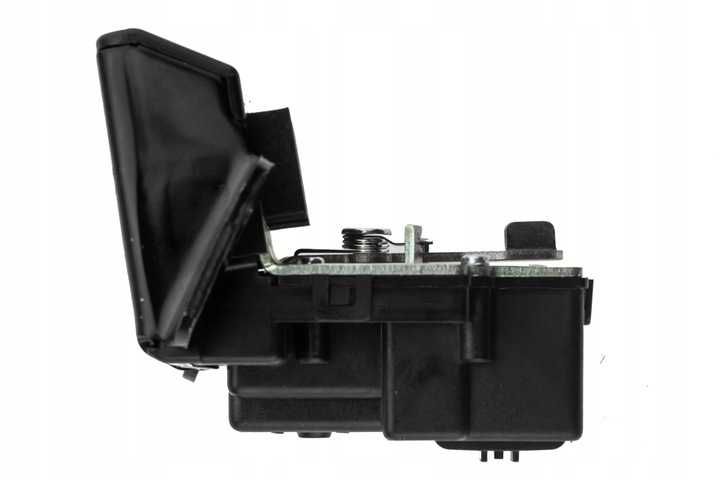 Брава за багажник на HYUNDAI I30 (комби) IX35 TUCSON 2 KIA PRO CEED