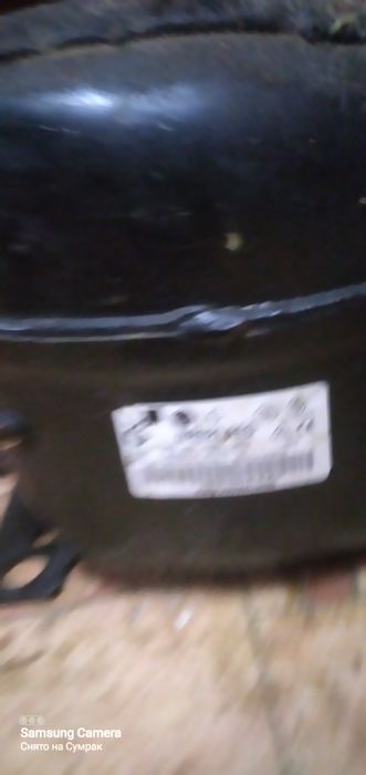 Мотор для холодильнике в рабочем состоянии