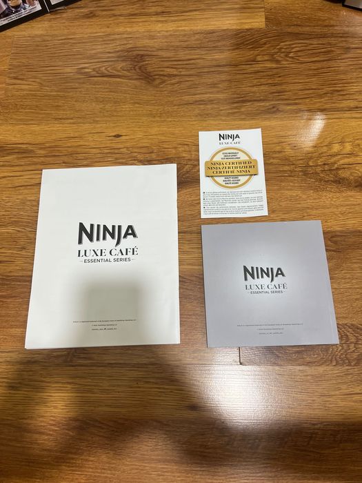 Кафемашина Ninja Luxe Café Essential ES501EU ЧИСТО НОВА
