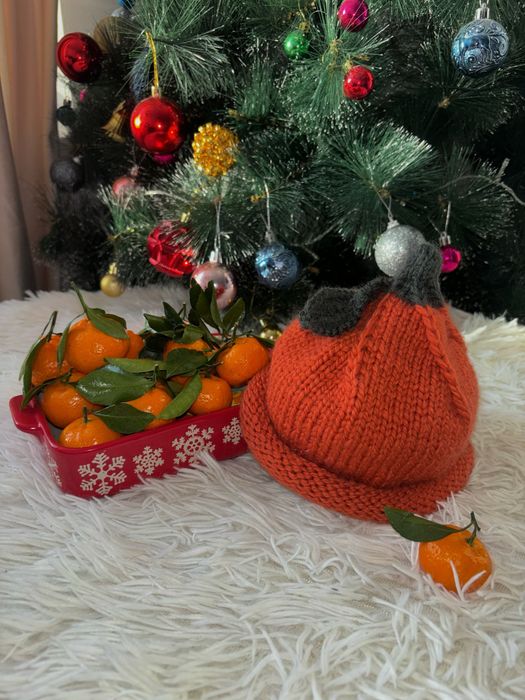 Продам шапочки ручной работы