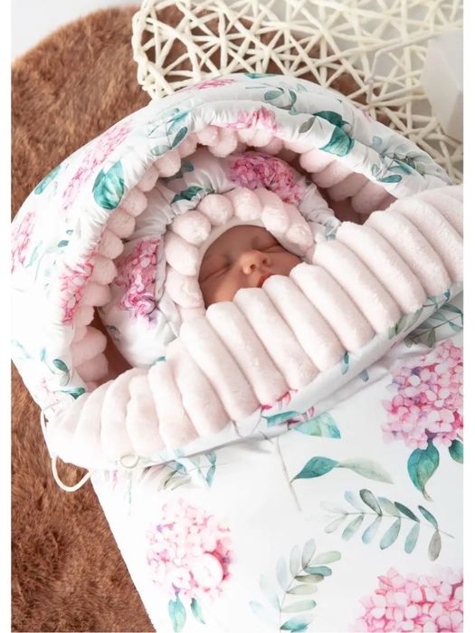 Продается конверт с комбинезоном