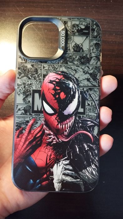 Один чехол стоить 2500 тг.Стильные чехлы Marvel для iPhone 15 / Веном