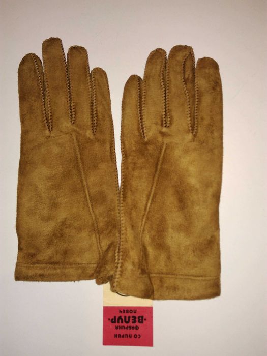 Дамски ръкавици от естествен велур