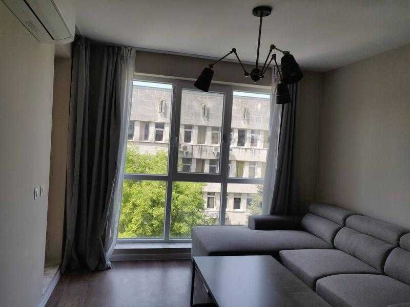 Слънчев и много уютен! Двустаен апартамент в ж. к.  Братя Миладинови!!