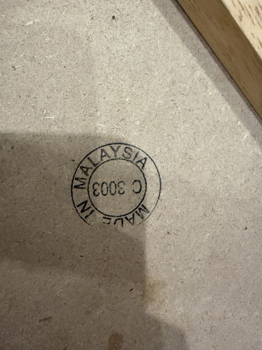 Продам стол + 4 стулья