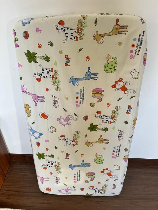 Детская манежка, кровать