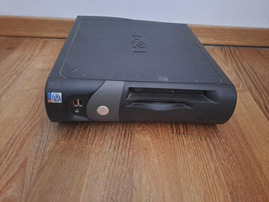 PC Pentium 4, ruleaza Windows XP