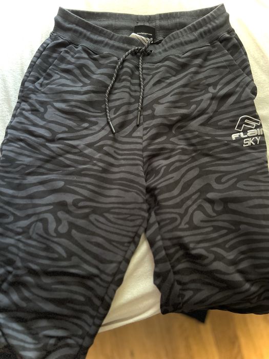 Дамски екип FLAIR