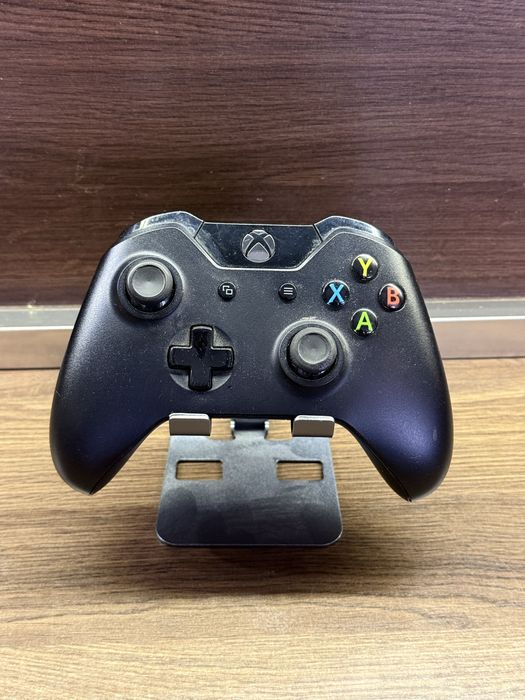 Xbox One Forza Edition LIMITED EDITION  1TB