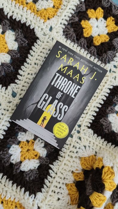 Книги на английски език, Sarah J. Maas, Stephen King
