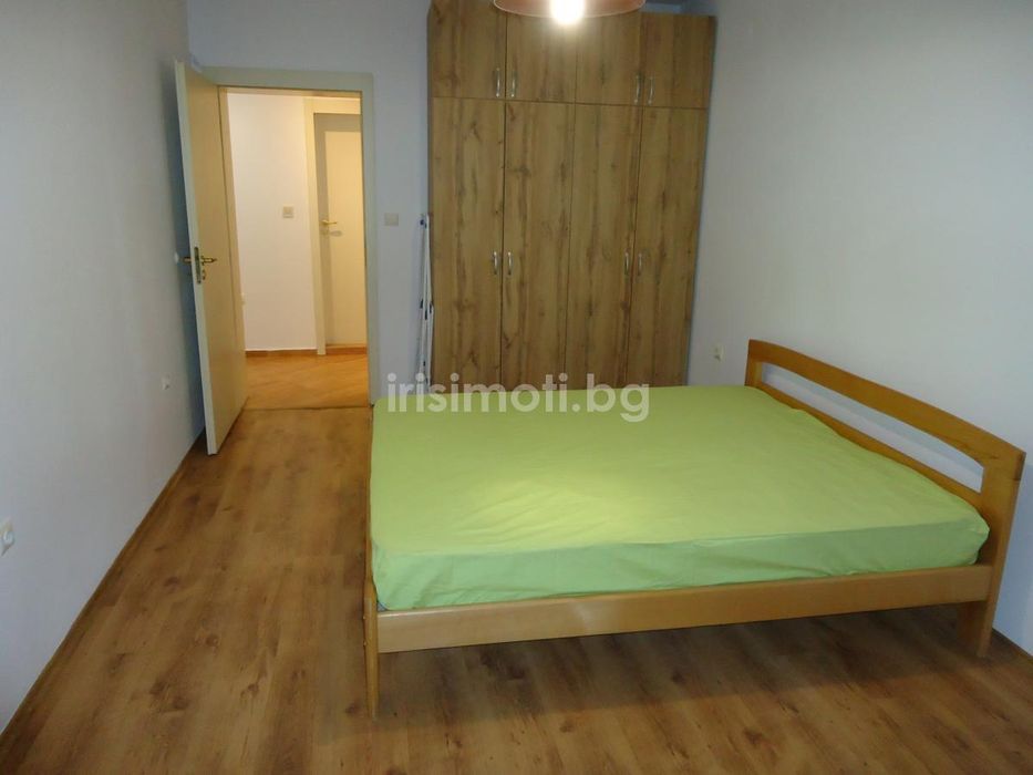 Дава се под наем Четиристаен апартамент в София, Стрелбище - 130 кв.м за 997.05 € - Снимка #10