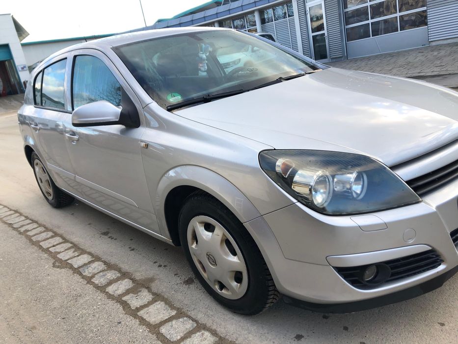 Opel Astra H 1.8, navi, camera lumini ambientale