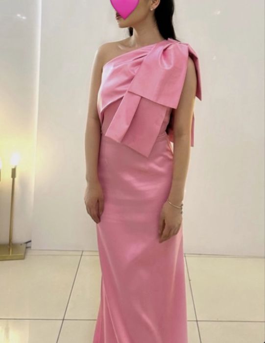 Продам платья розывого цвета