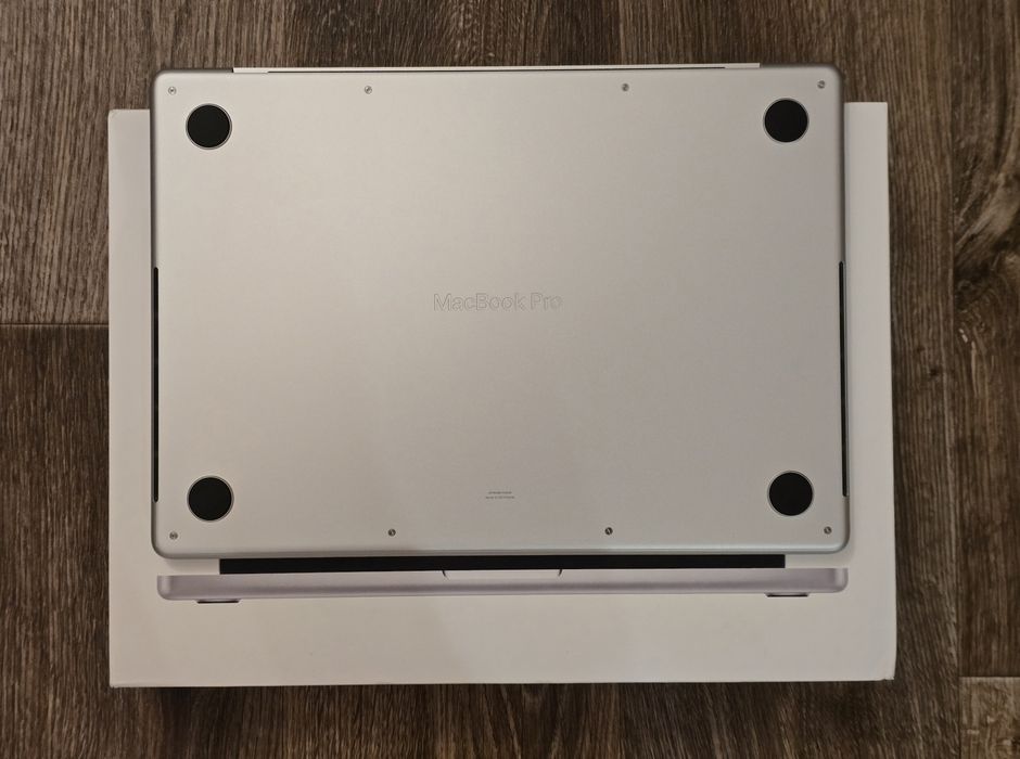 MacBook Pro 14 M5 24/1TB 4 цикла
