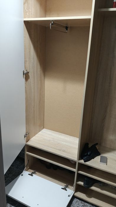 Портманто за коридор