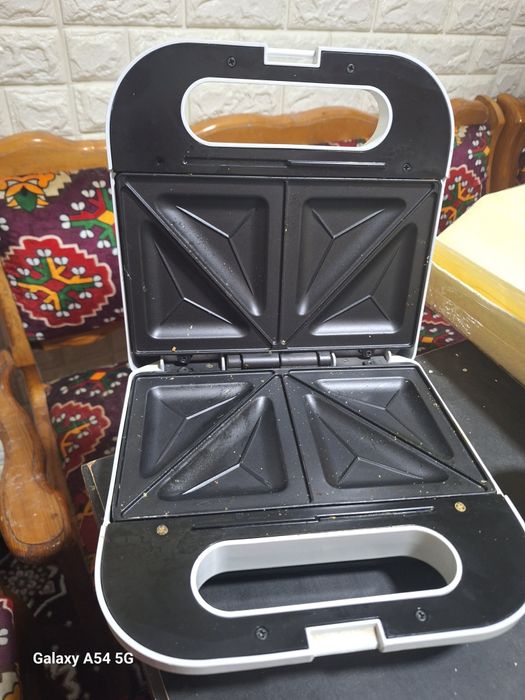 Сендвичница вафельница