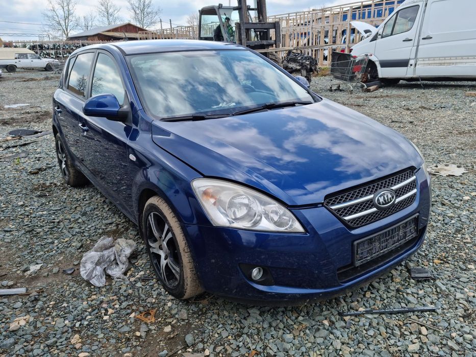 Dezmembrari  Kia CEED (ED)  2006  > 2012 2.0 CRDi 140 Motorina