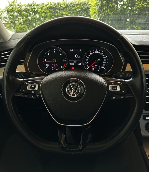 Volkswagen Passat B8 2.0 TDI DSG R-Line