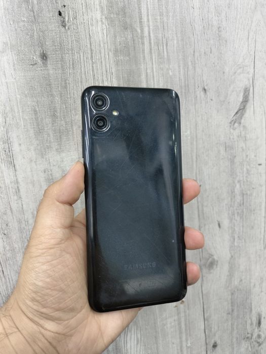 Samsung A04e 64gb
