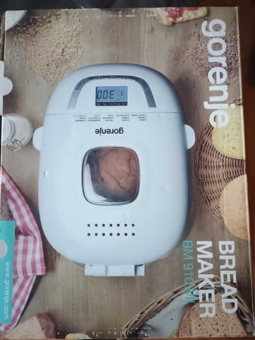 Mașină de făcut pâine, dulceață și iaurt
