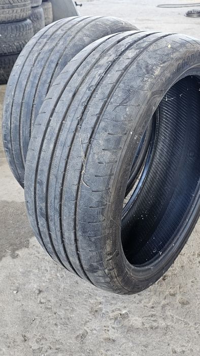 2 броя летни гуми Goodyear 225 40 19