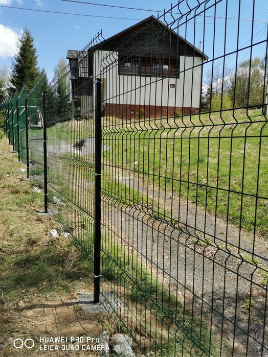 Construim garduri din plasa bordurata
