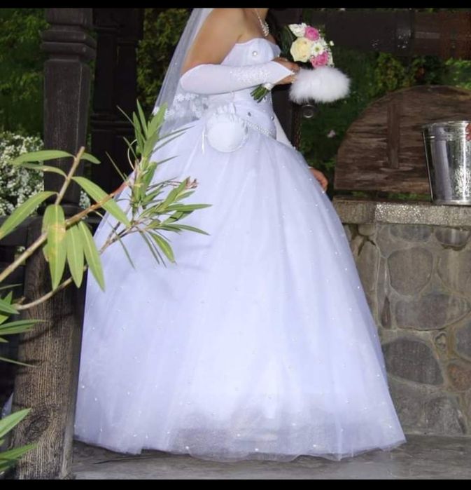 Rochie de mireasa printesa