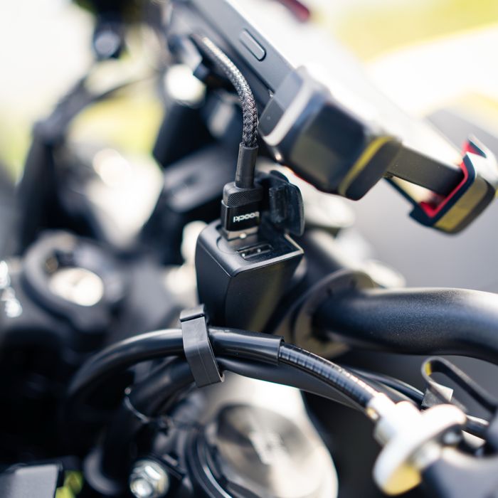 Honda Hornet CB750 2024 – 6000 km | Stare impecabila