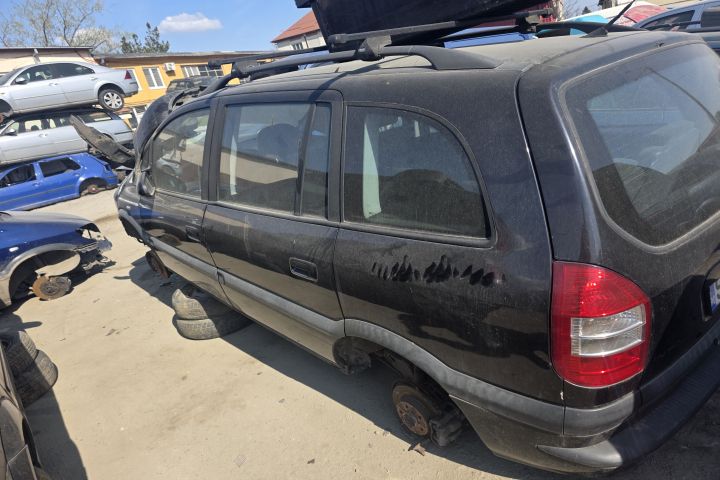 Usa / Portiera spate dreapta Opel Zafira 2003 2.0 DTI MT (101 hp)