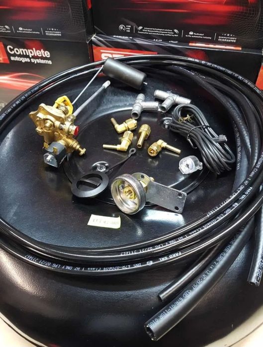 НОВ Комплект! Газов инжекцион за 4 цил. с мощност до 170к.с