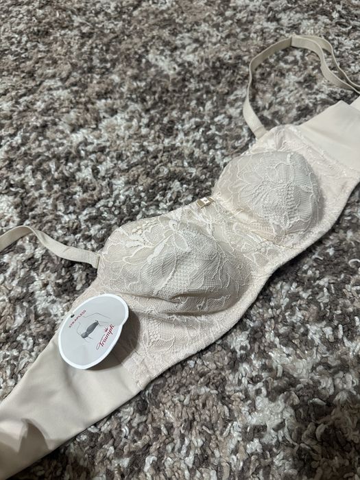 Sutien nou crem Triumph 75B