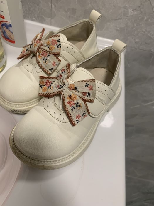 Pantofi eleganti fetite marimea 29