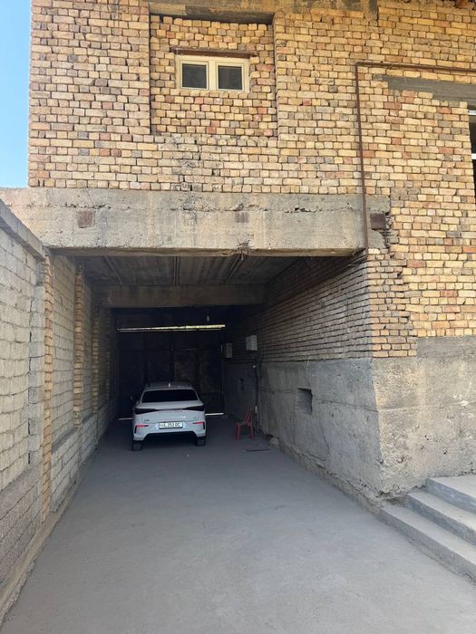 Uchastka sotiladi 8.5 sotik nazarbek