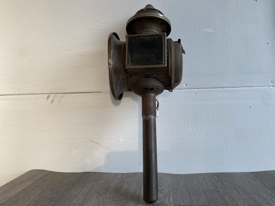 Стар френски фенер от файтон или ретроавтомобил