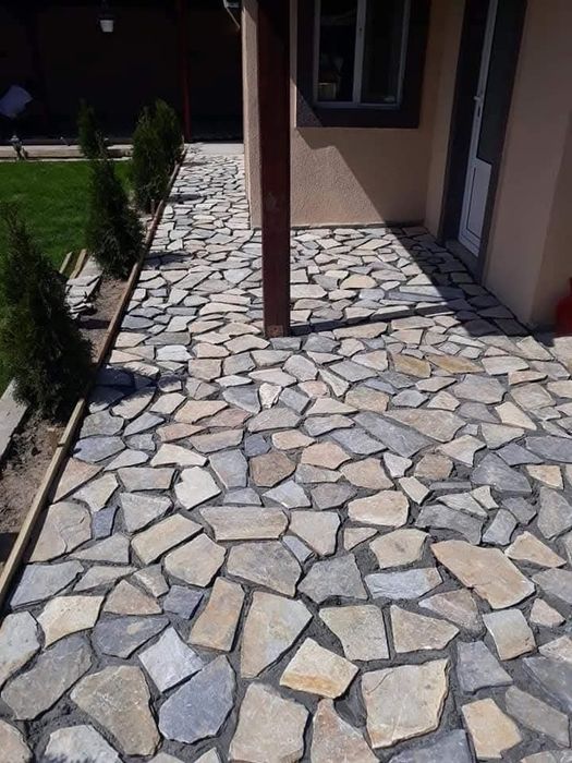 Vand si montez Piatră Naturală de Munte