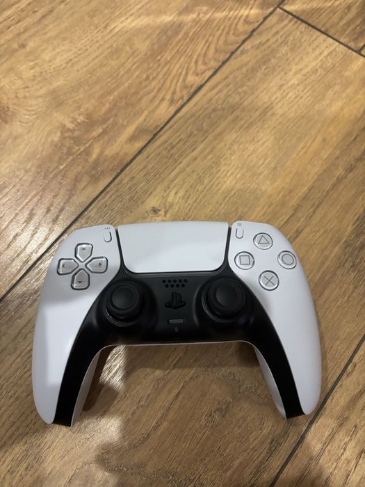 Ps5 slim на 3 месеца с 2 години гаранция