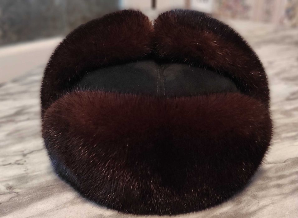 Продам мужскую норковую шапку-ушанку.