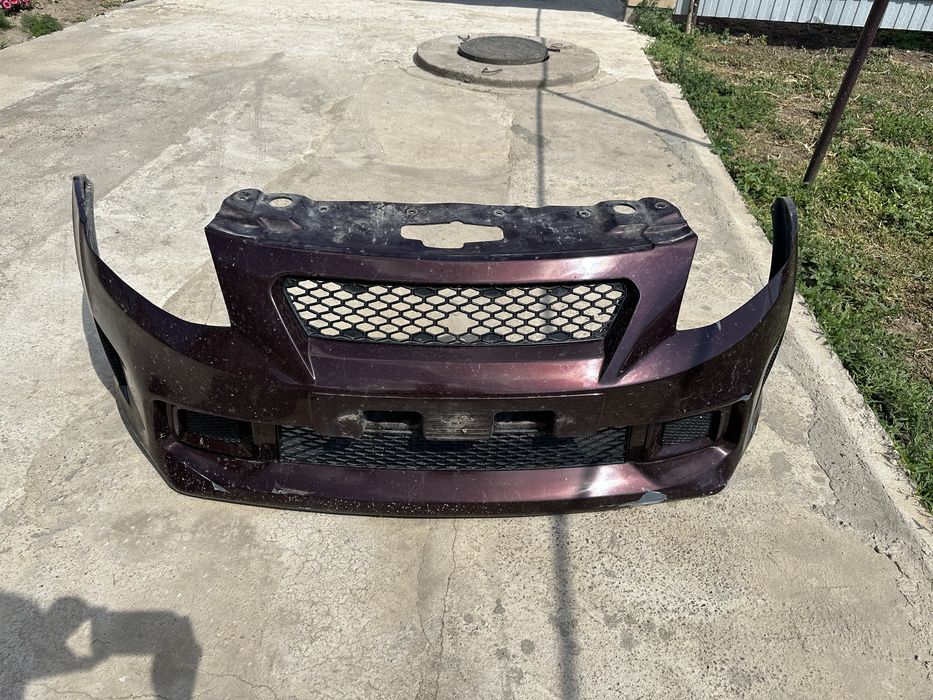 Продам бампер на гранту
