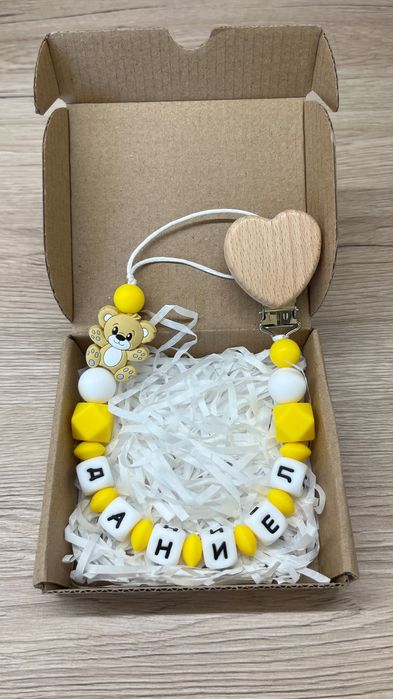 Персонализиран клипс за биберон с име