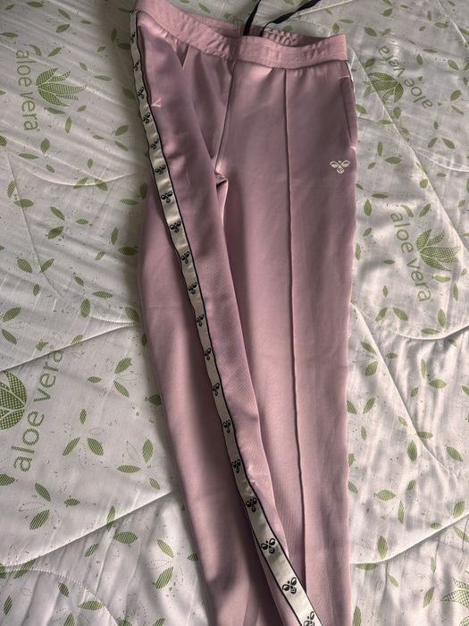 Pantaloni de trening