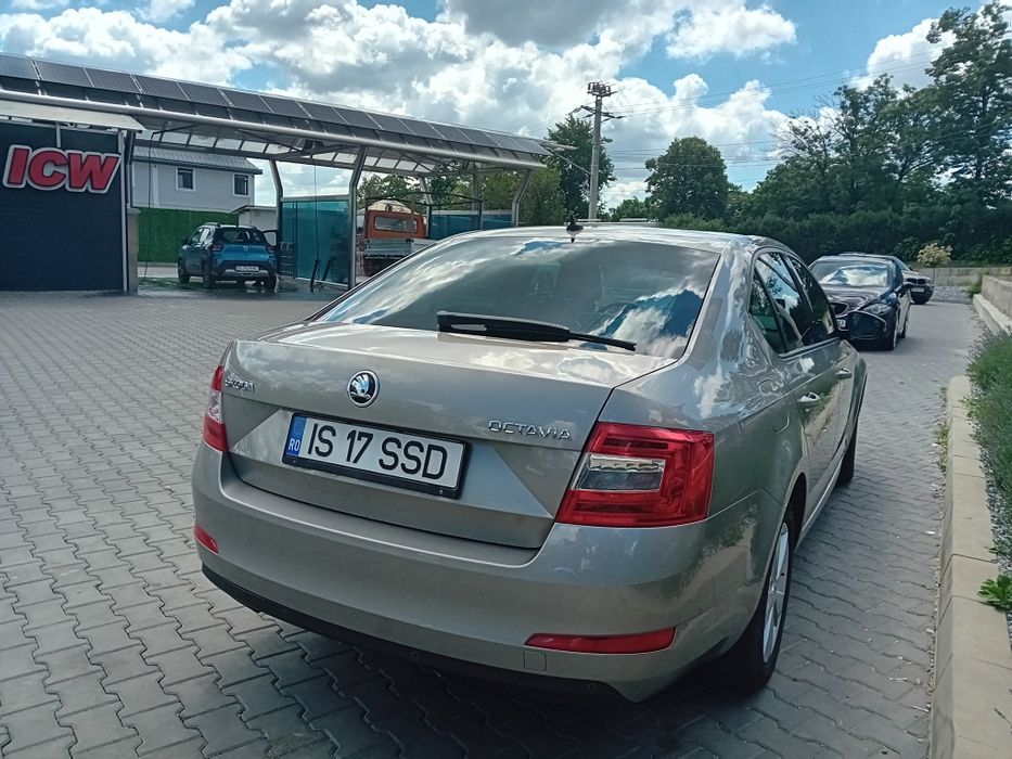 SKODA Octavia 2016 — imagine 3