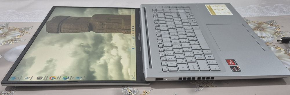 Asus Vivobook 16X M1603QA