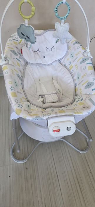 Електрическа люлка шезлонг