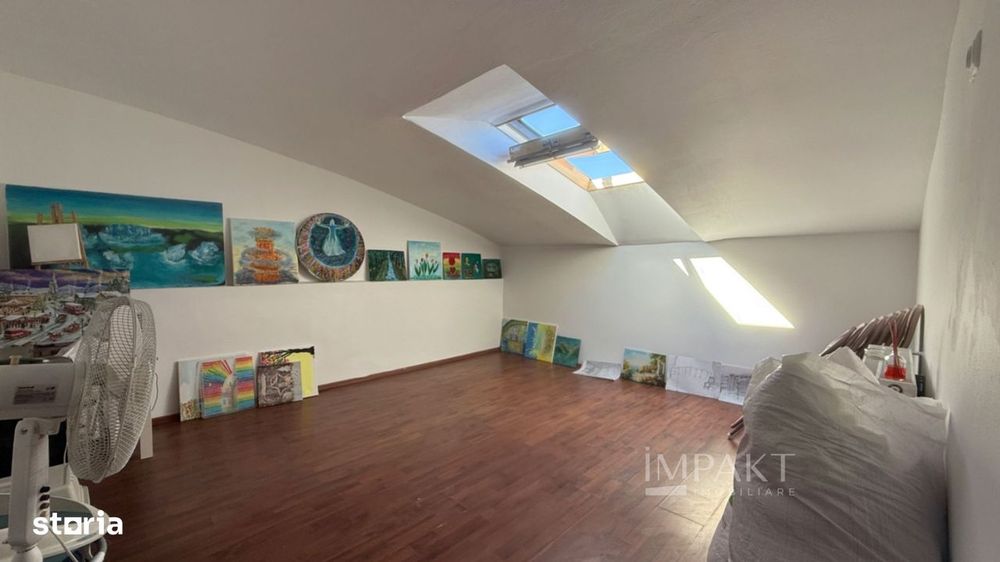 Apartament pe 3 niveluri cu 4 camere in Manastur